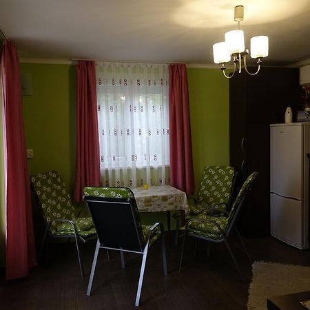 Mesteri Apartman Eksteriør billede